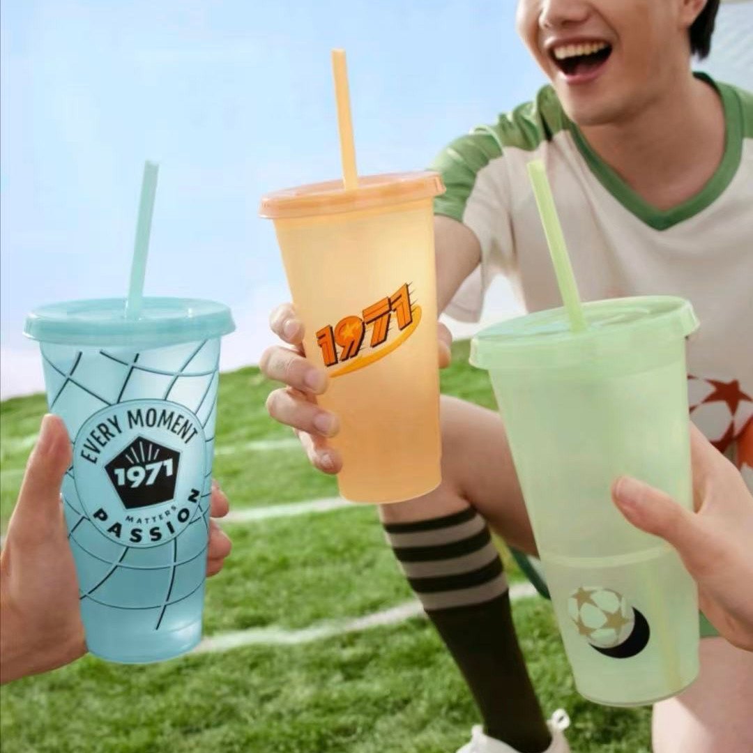 Starbucks Speed ​​Racer Collection 2026  - Avocado Green 710ml Cold-Changing Plastic Straw Cup - Unboxed, Complete Set