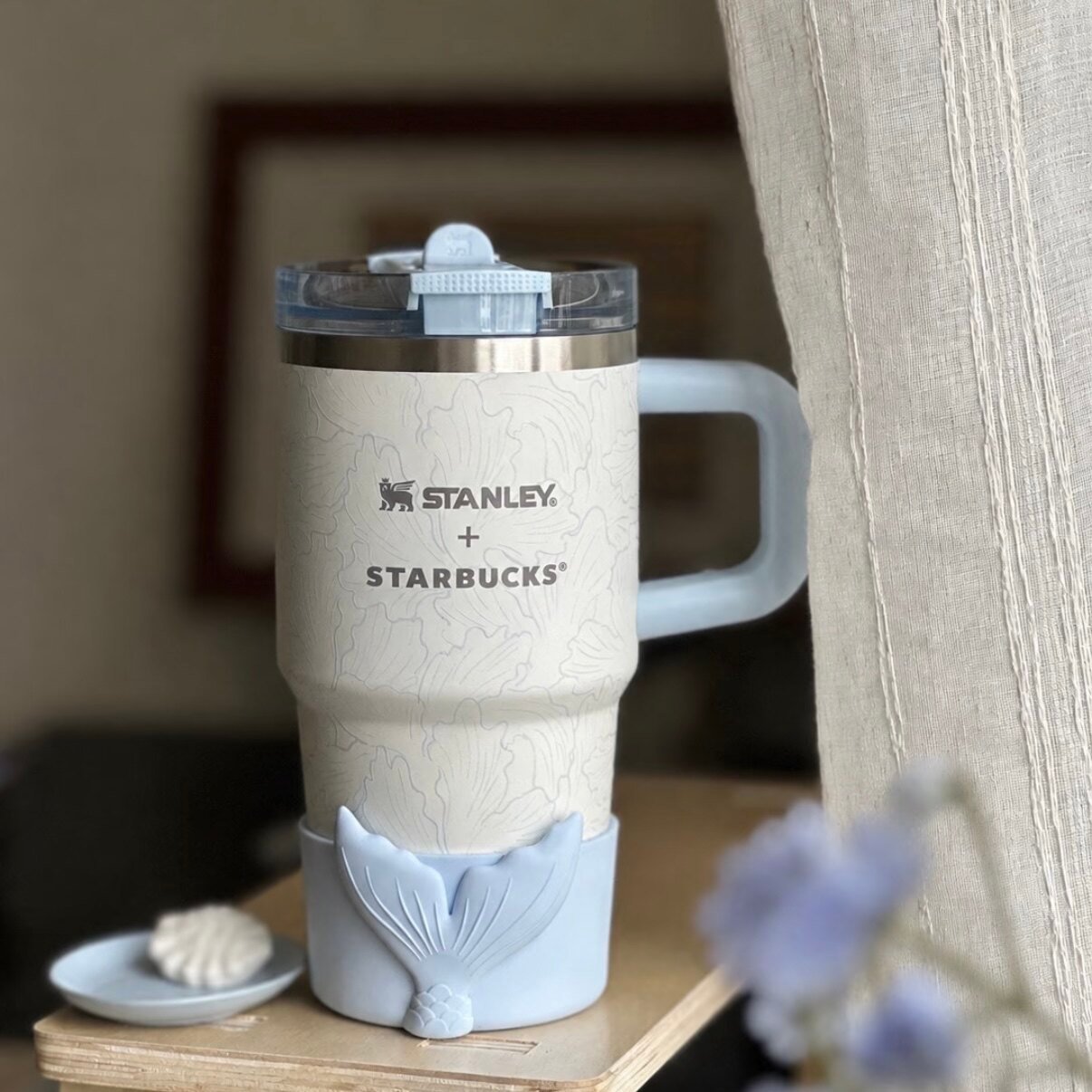 591ml STANLEY collaboration stainless steel straw cup with silicone base